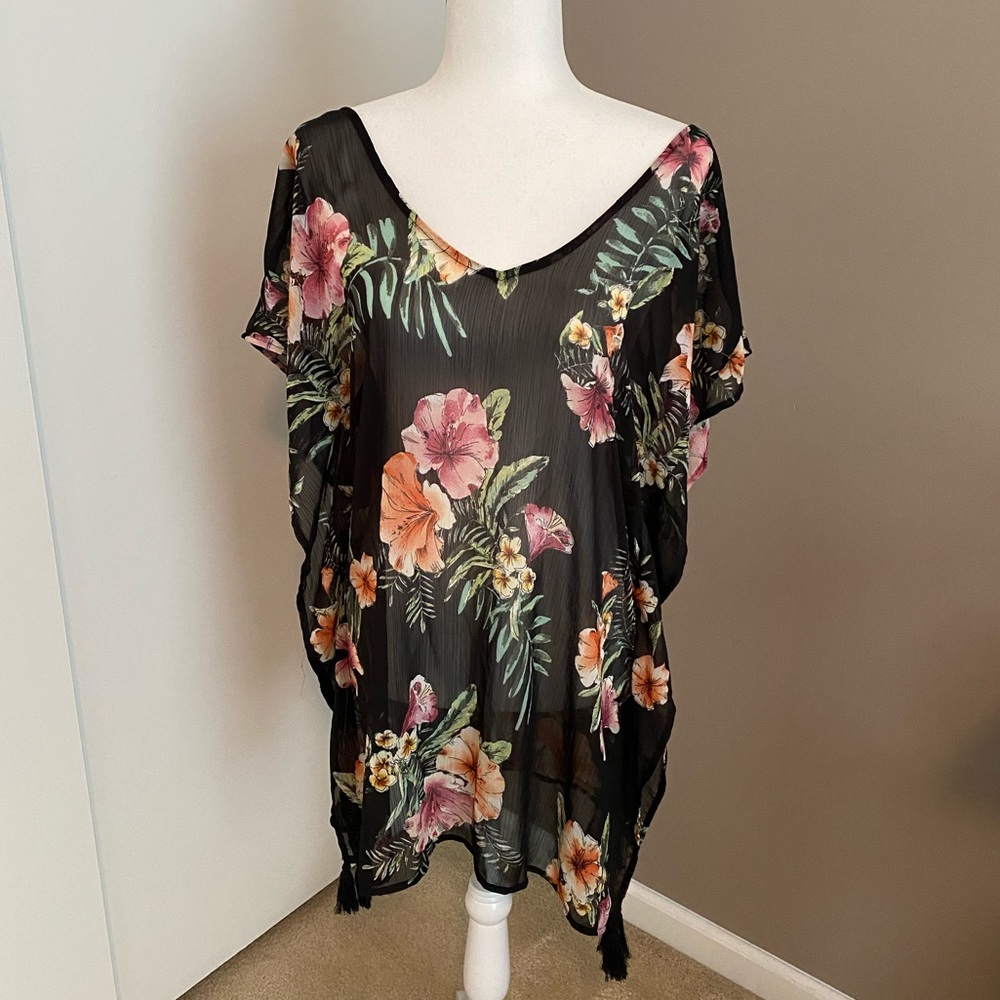 ❌SOLD❌Swimsuit cover up